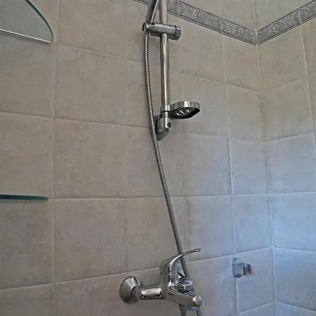 Zoe With Seaview Near Golden