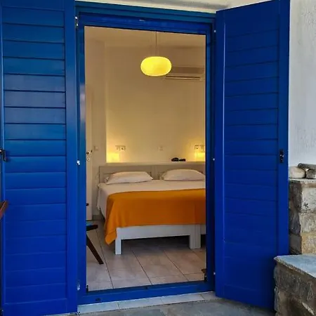 Zoe With Seaview Near Golden Chrisi Akti (Paros)