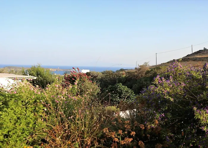 Zoe With Seaview Near Golden